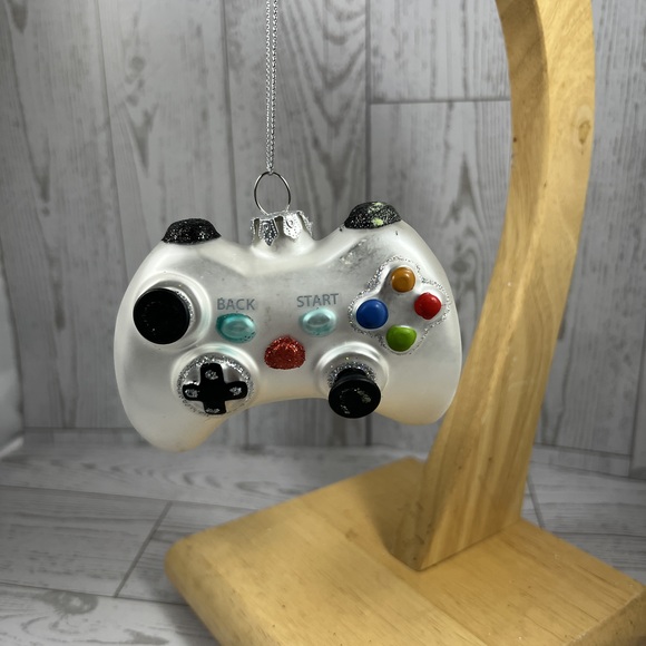Game Controller Ornament Modern Christmas Hanging Gaming Decor Playful Unique - Picture 3 of 6
